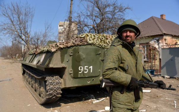 РФ відновлює полки і стягує ресурси на південь, -  Волошин 